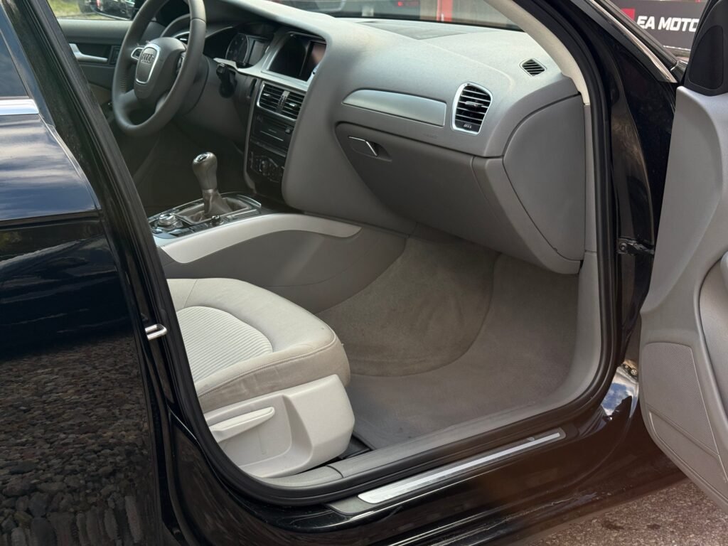 Audi A4 – 2011 m. – nuotrauka 15