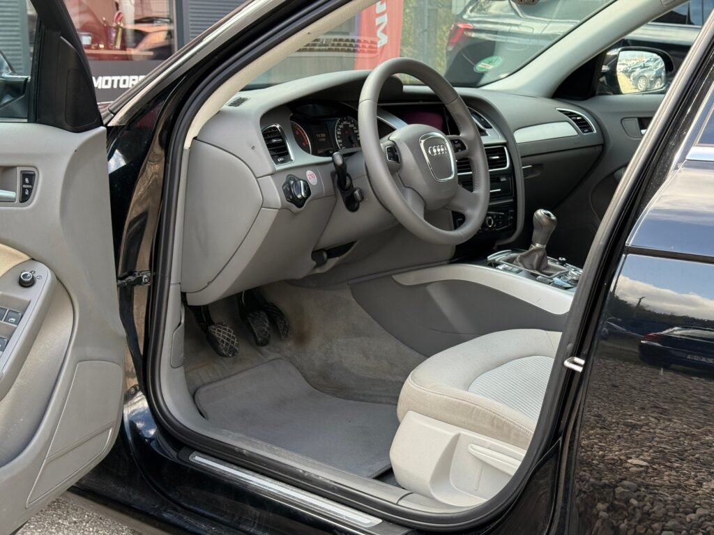 Audi A4 – 2011 m. – nuotrauka 11
