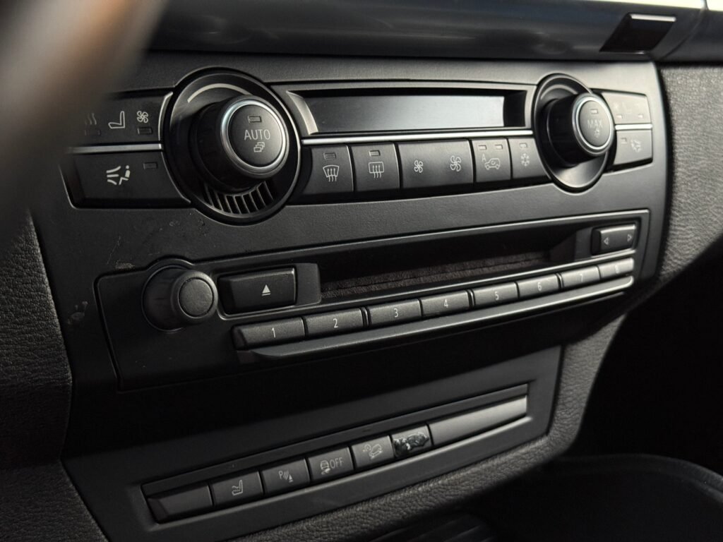 BMW X6 40D – 2011 m. 225kW – nuotrauka 26