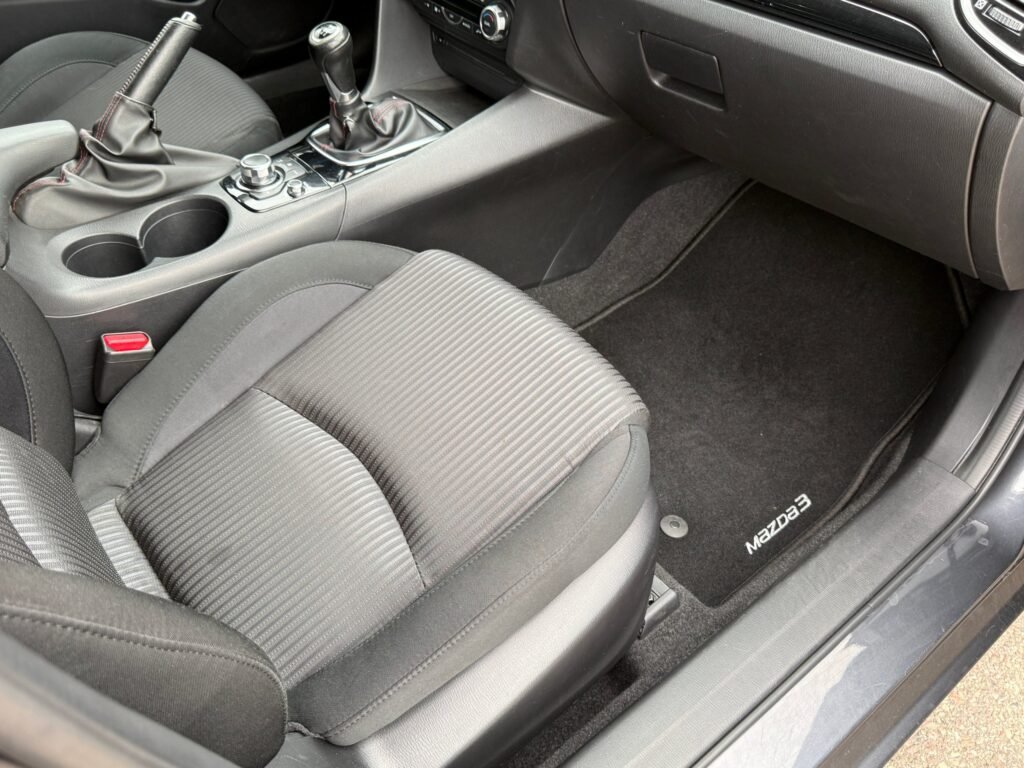 Mazda 3 2.2 Turbodiesel Center-Line – 2014 m. – nuotrauka 17