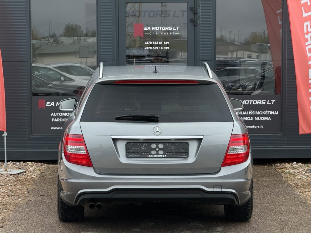 Mercedes-Benz C200 AMG apdaila – 2010 m. – nuotrauka 6