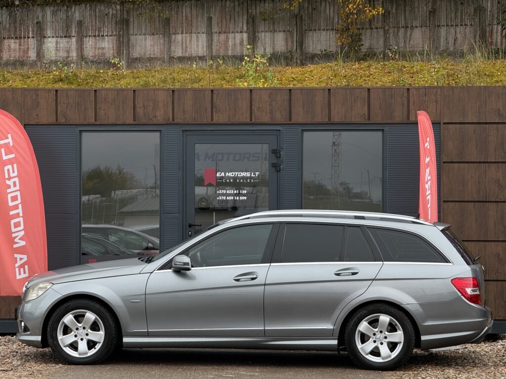Mercedes-Benz C200 AMG apdaila – 2010 m. – nuotrauka 8
