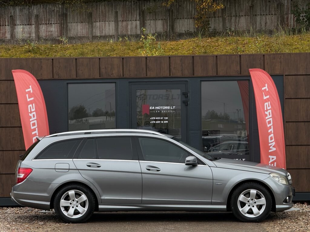 Mercedes-Benz C200 AMG apdaila – 2010 m. – nuotrauka 4