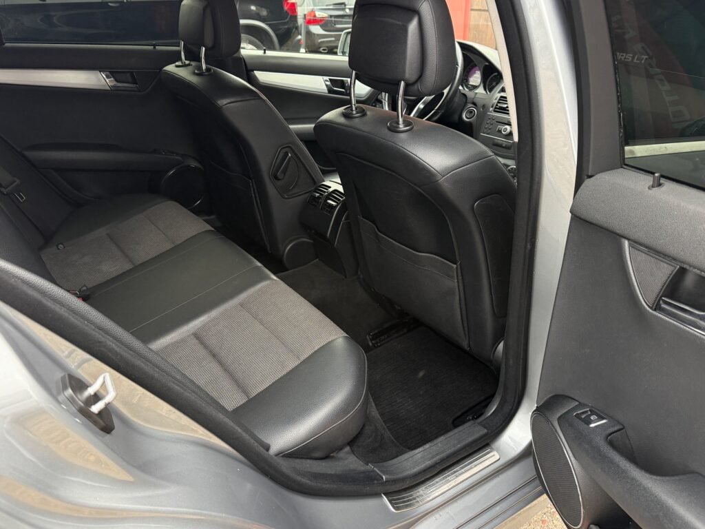 Mercedes-Benz C200 AMG apdaila – 2010 m. – nuotrauka 16