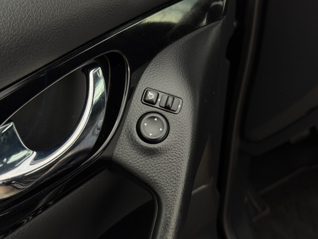 Nissan Qashqai 1.2 Benzinas 85kW – 2015 m. – nuotrauka 22
