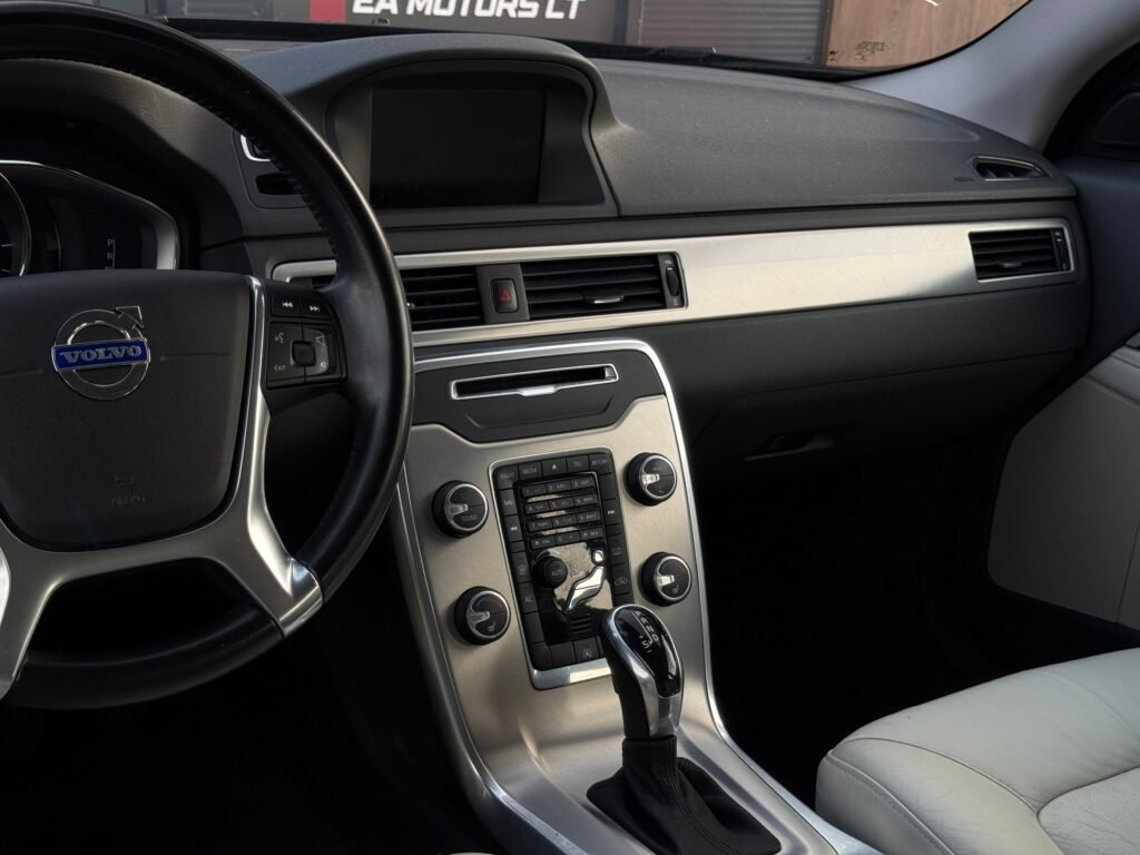 Volvo V70 2.0 D4 Momentum – 2014 m. – nuotrauka 16